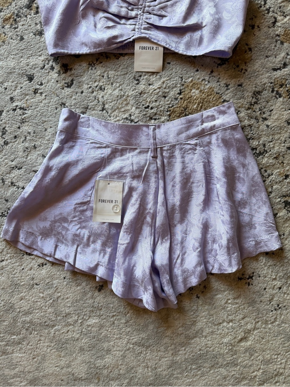 Forever 21 Lavender Jacquard Crop Top & Pleated Shorts Set - Picture 5 of 8